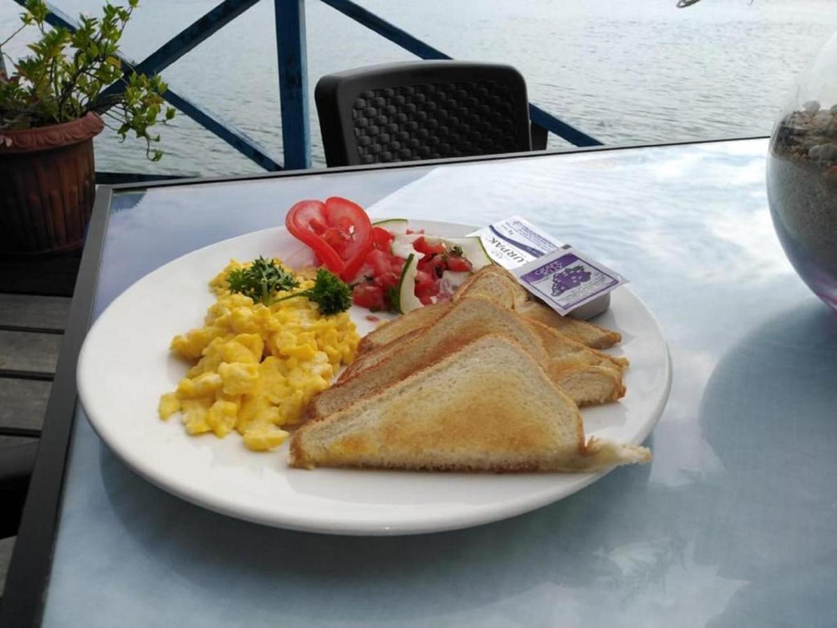Vista Mar Hotel โบกัสทาวน์ ภายนอก รูปภาพ