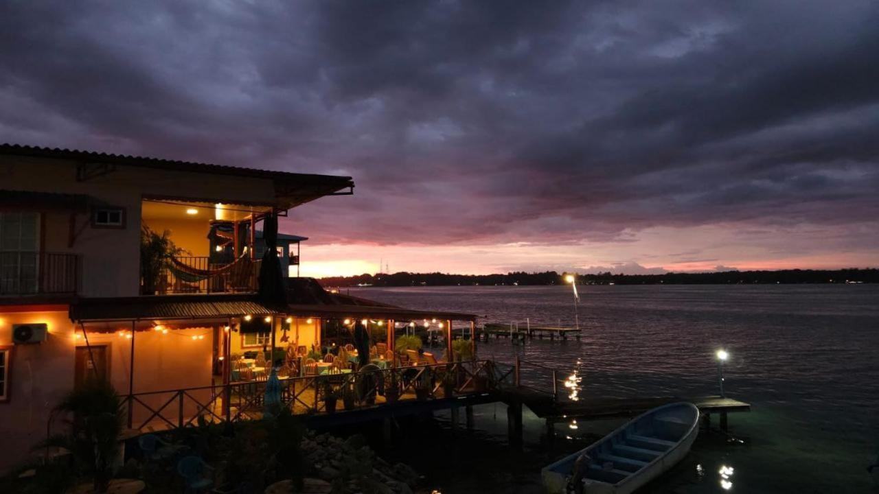 Vista Mar Hotel โบกัสทาวน์ ภายนอก รูปภาพ