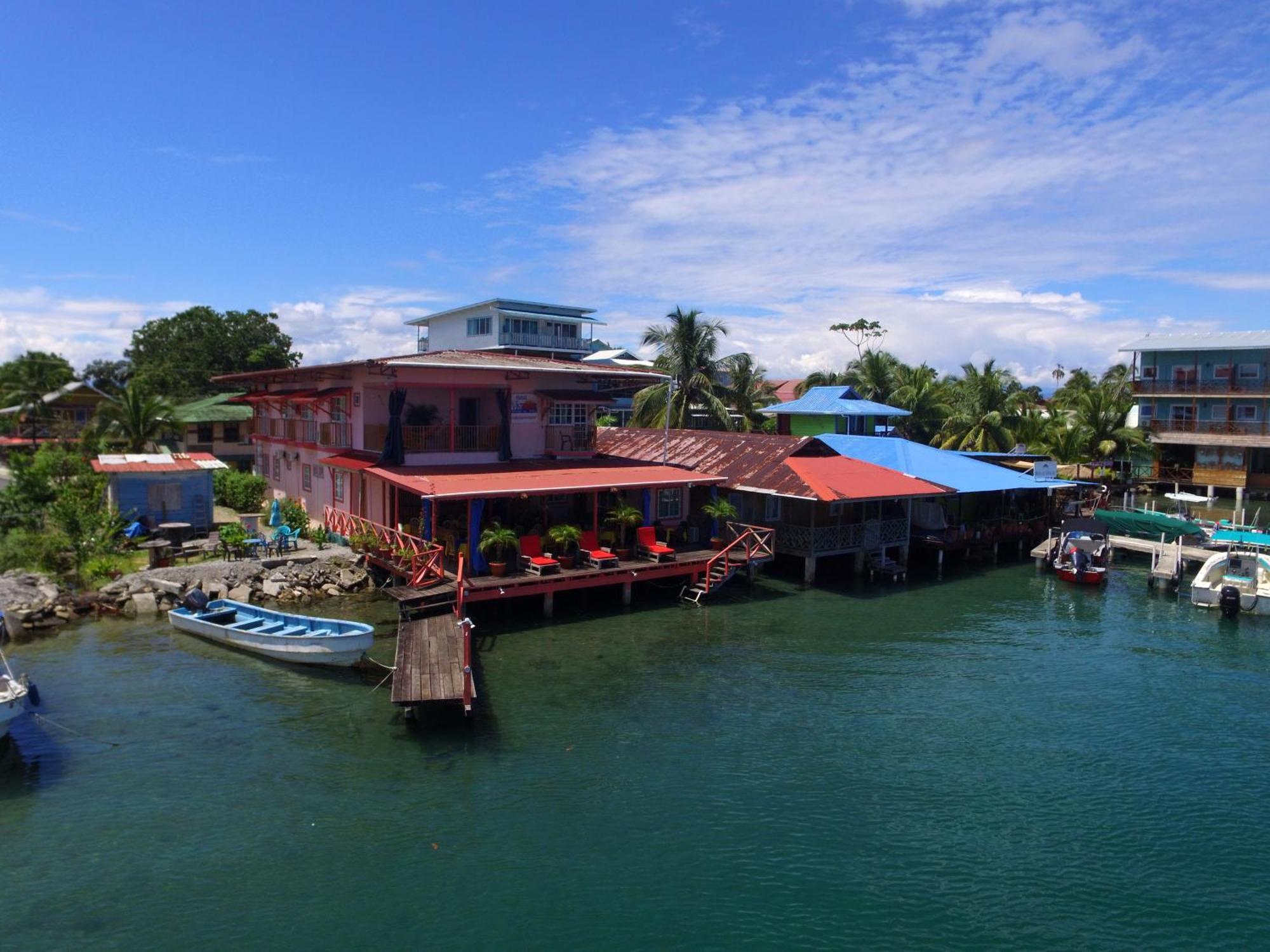 Vista Mar Hotel โบกัสทาวน์ ภายนอก รูปภาพ
