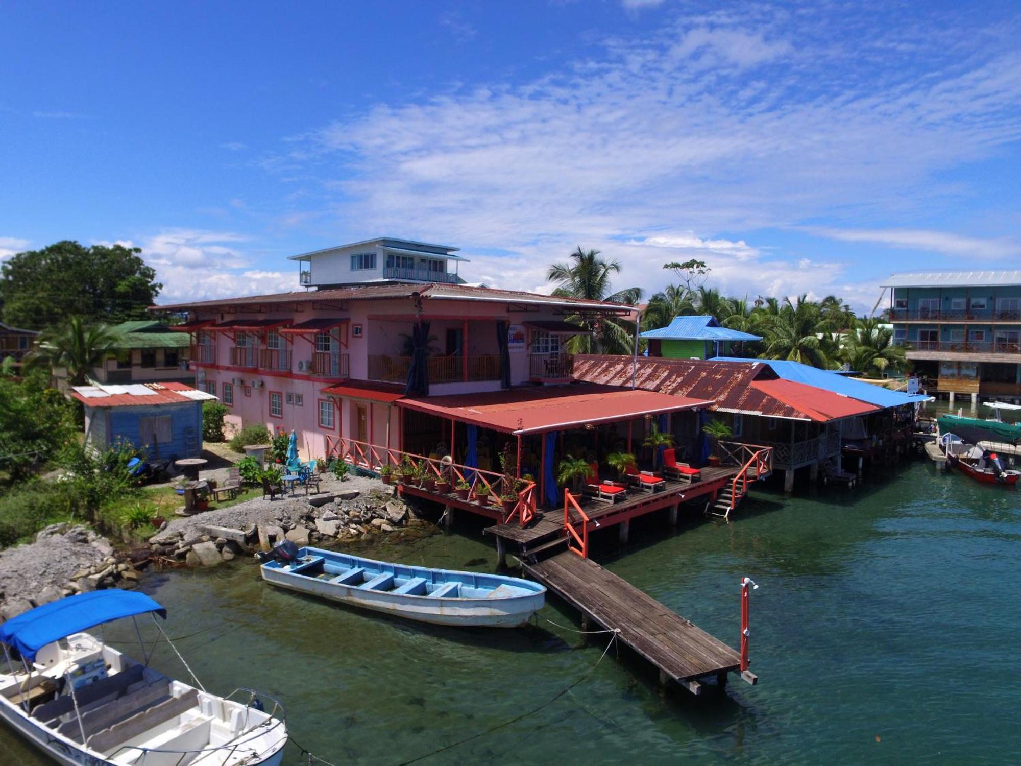 Vista Mar Hotel โบกัสทาวน์ ภายนอก รูปภาพ